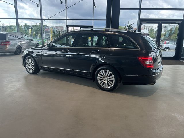 Fahrzeugabbildung Mercedes-Benz C 200 T AUTOMATIK+NAVI+SHZ+TEMPOMAT+PDC C 200 C