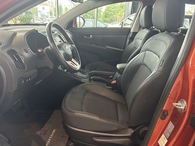 Fahrzeugabbildung Kia Sportage AUTOMATIK+NAVI+LEDER+KAMERA+XENON Sport