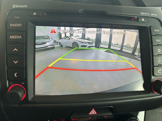 Fahrzeugabbildung Kia Sportage AUTOMATIK+NAVI+LEDER+KAMERA+XENON Sport