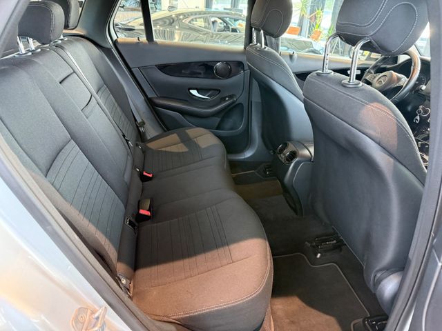 Fahrzeugabbildung Mercedes-Benz GLC 250 GLC 250 4Matic Exclusive 1.Hand Navi Par
