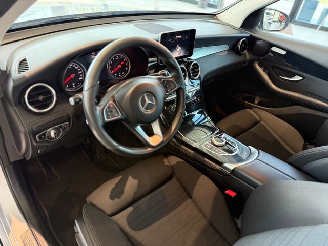 Fahrzeugabbildung Mercedes-Benz GLC 250 GLC 250 4Matic Exclusive 1.Hand Navi Par