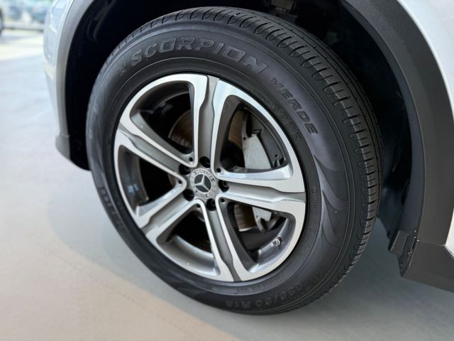 Fahrzeugabbildung Mercedes-Benz GLC 250 GLC 250 4Matic Exclusive 1.Hand Navi Par